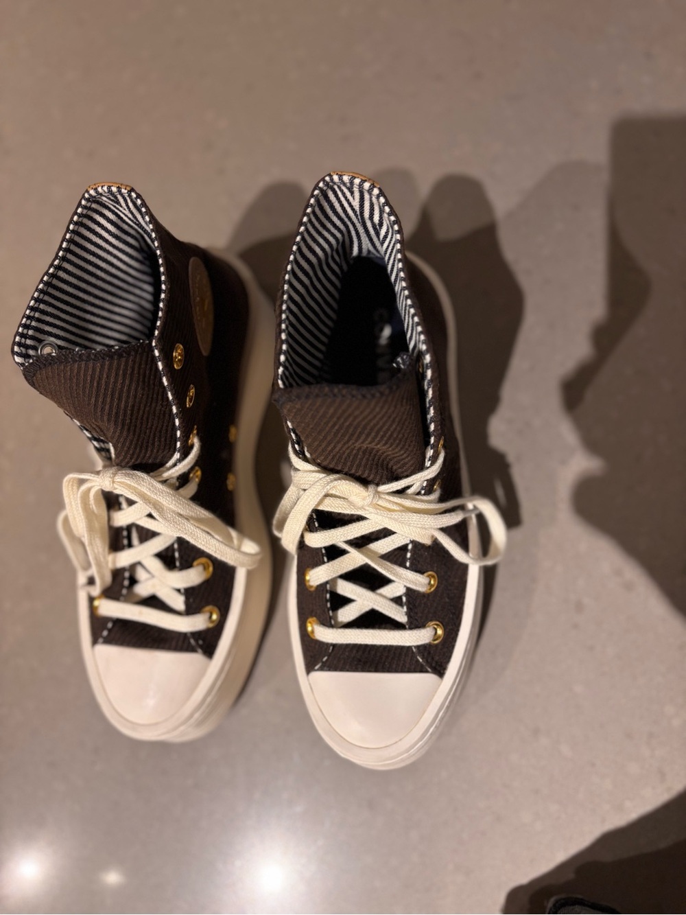 Converse Platform High-Top Sneakers in Brown and Cream - Picture 4 of 12